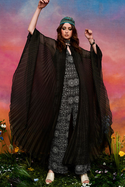 Into the Night Pleated Cape – The Hippie Shake